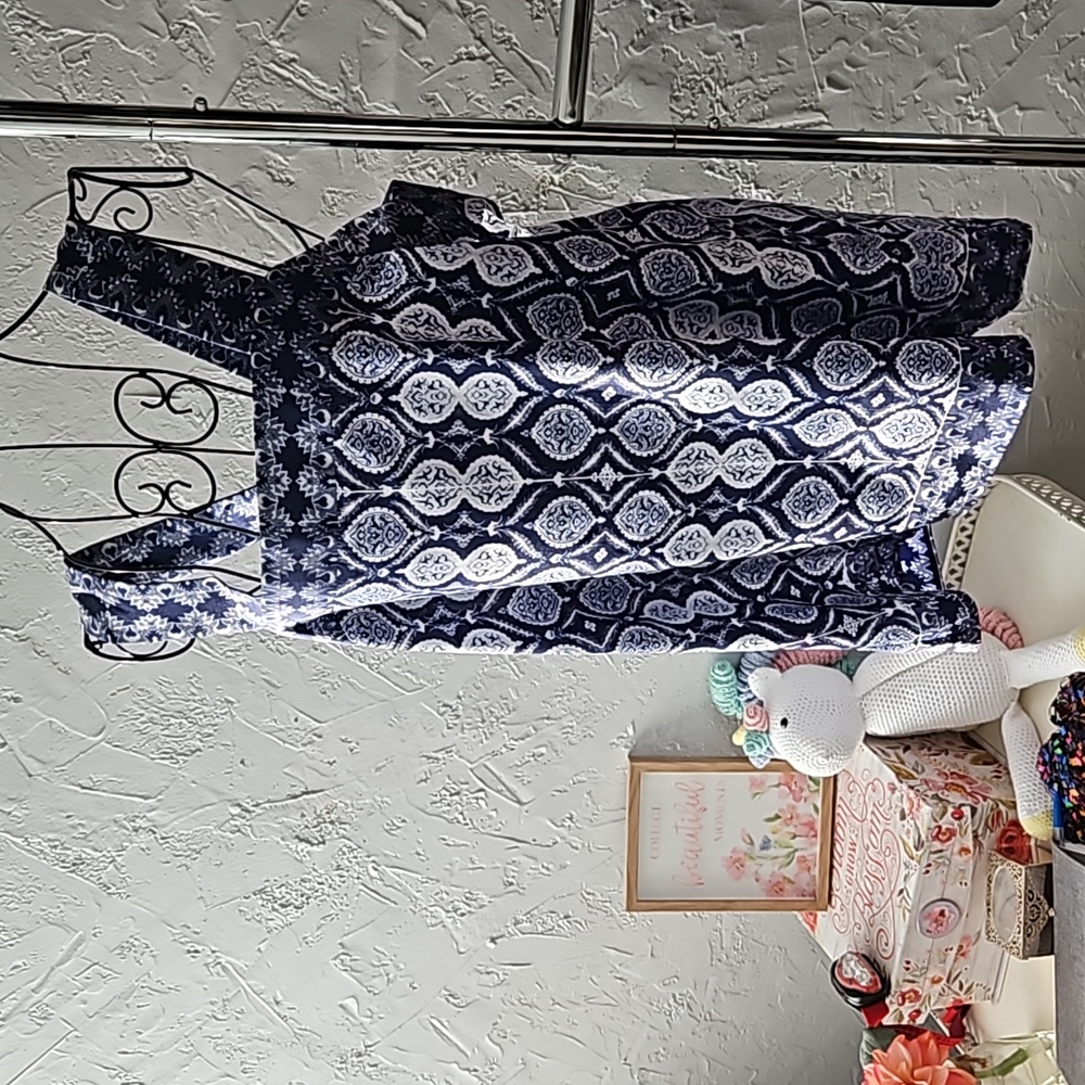 Adrienne Vittadini tank top. Size Large.